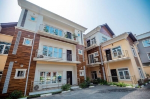 Newly Built Luxury 3 Bedroom Fully Furnished And Fully Serviced Upper Floor Apartment With Air Conditioning , Fully Fitted Kitchen  3 bedroom Flat for Rent Ikoyi Lagos Vetra  Property