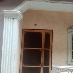Image 1 Title