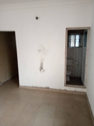 Just Out Executive Lovely And Decent Selfcon At Osoyin Peju Street, Akoka Yaba . #450k 1yr, With Kitchen Cabinet Self Contain for Rent Yaba Lagos Vetra  Property