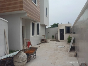 Image 1 Title
