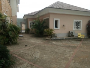 Image 1 Title