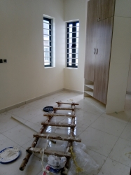 Image 1 Title