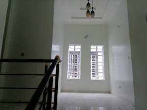 Image 1 Title