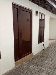 Image 1 Title