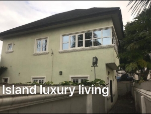 Image 1 Title