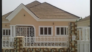 Image 1 Title