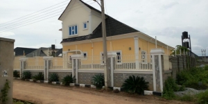 Image 1 Title