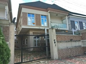 Luxury 3 No's Of 5bedroom Duplexes With All Round Italian Marble Tiles And Fully Fitted Kitchen Cabinets, Each With Self Compound On 799.500sqm 5 bedroom Detached Duplex for Sale Lekki Lagos Vetra  Property