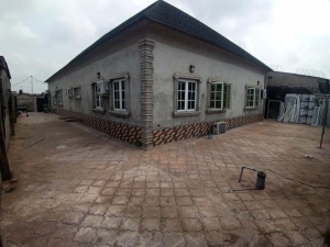 Image 1 Title