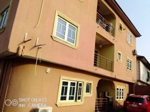 Executive 3bedroom Flat Apartment, At Valley Estate Cement Ikeja 3 bedroom Flat for Rent Agege Lagos Vetra  Property