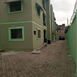 Very Spacious 3 Bedroom Apartment For Rent At Alagbomeji. Yaba  Flat for Rent Yaba Lagos Vetra  Property