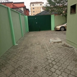 Image 1 Title