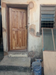 Image 1 Title