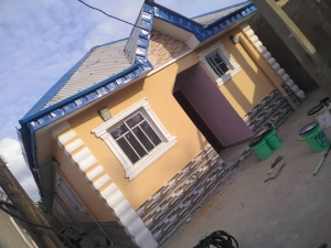 Image 1 Title