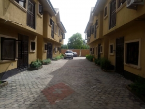 Image 1 Title