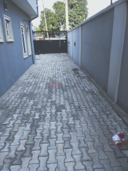 Image 1 Title