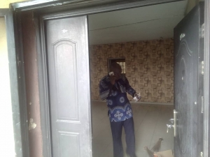 Image 1 Title