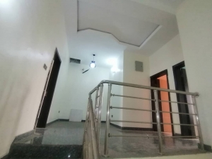 Image 1 Title