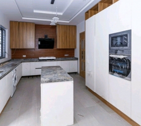Image 1 Title