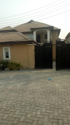 5 Bedrooms Semi Detached Duplex, All Rooms Ensuite, Visitor's Lounge And A Large Spacious Living Room With Dinning Area Down Stairs, Family Lounge Upstairs With A Balcony E.t.c Inside Thomas Estate 5 bedroom House for Sale Ajah Lagos Vetra  Property