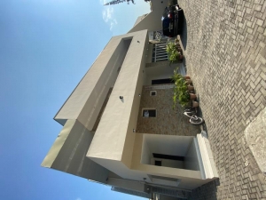Image 1 Title