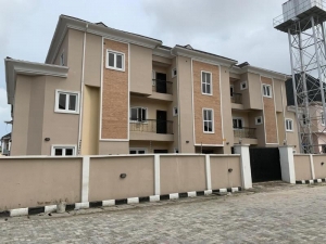 *3 Bedroom Flat For Sale In Oniru, Victoria Island Extension* ======================= Newly Built Luxury 3 Bedroom Flats With 1 Room Bq, Fully Fitted Kitchen, All Rooms En-suite, Swimming Pool, Gym, 3 Standby Generators, Etc In A Very Serene And Secured E 3 bedroom Blocks of Flats for Sale Victoria Island Lagos Vetra  Property