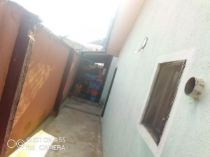 Image 1 Title