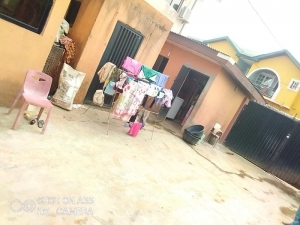 Image 1 Title