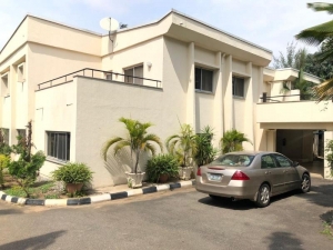 Detached 6bedroom Duplex With 2bedroom Guest Charlet And 5rooms B/q For Sale In Asokoro.  6 bedroom Detached Duplex for Sale Asokoro Abuja Vetra  Property