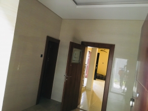Image 1 Title