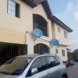 A Well Maintained 3 Bedroom Flat (downstairs) 3 bedroom Blocks of Flats for Rent Lekki Lagos Vetra  Property