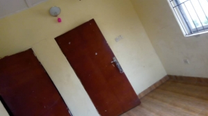 Image 1 Title