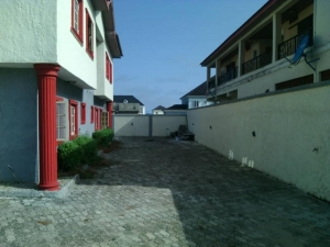 Image 1 Title