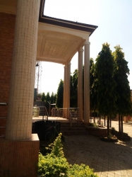 Image 1 Title