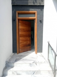 Image 1 Title
