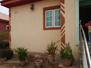 Image 1 Title