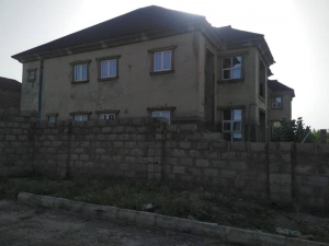 Image 1 Title