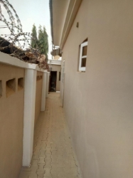 Image 1 Title