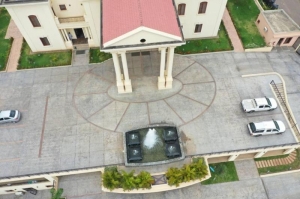 Image 1 Title