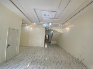 Image 1 Title