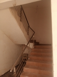 Image 1 Title