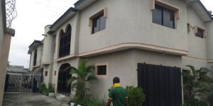 Well Finish 5bedroom Duplex With 2flats At Baruwa Estate Egbeda, Ipaja Lagos 5 bedroom Semi-Detached Duplex for Sale Alimosho Lagos Vetra  Property