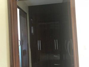Image 1 Title