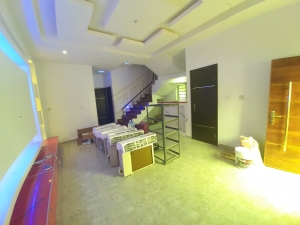 Image 1 Title