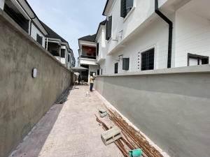 Image 1 Title