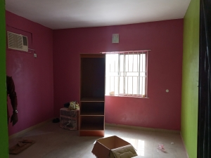 An Extra Spacious Serviced Fully Furnished Roomself Contained With 24 Hours Light. Self Contain for Rent Yaba Lagos Vetra  Property