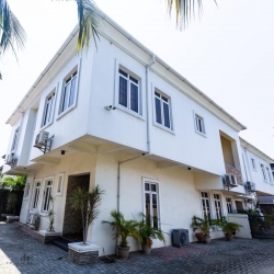 Spacious 5 Bedroom Semi Detached House For Rent 5 bedroom Semi-Detached Duplex for Rent Victoria Island Lagos Vetra  Property