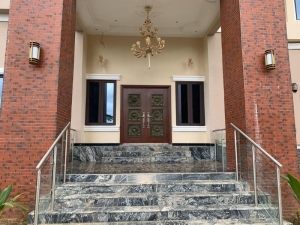 Image 1 Title