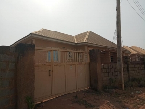 Image 1 Title