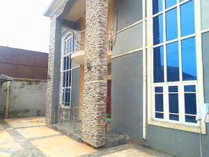 Image 1 Title